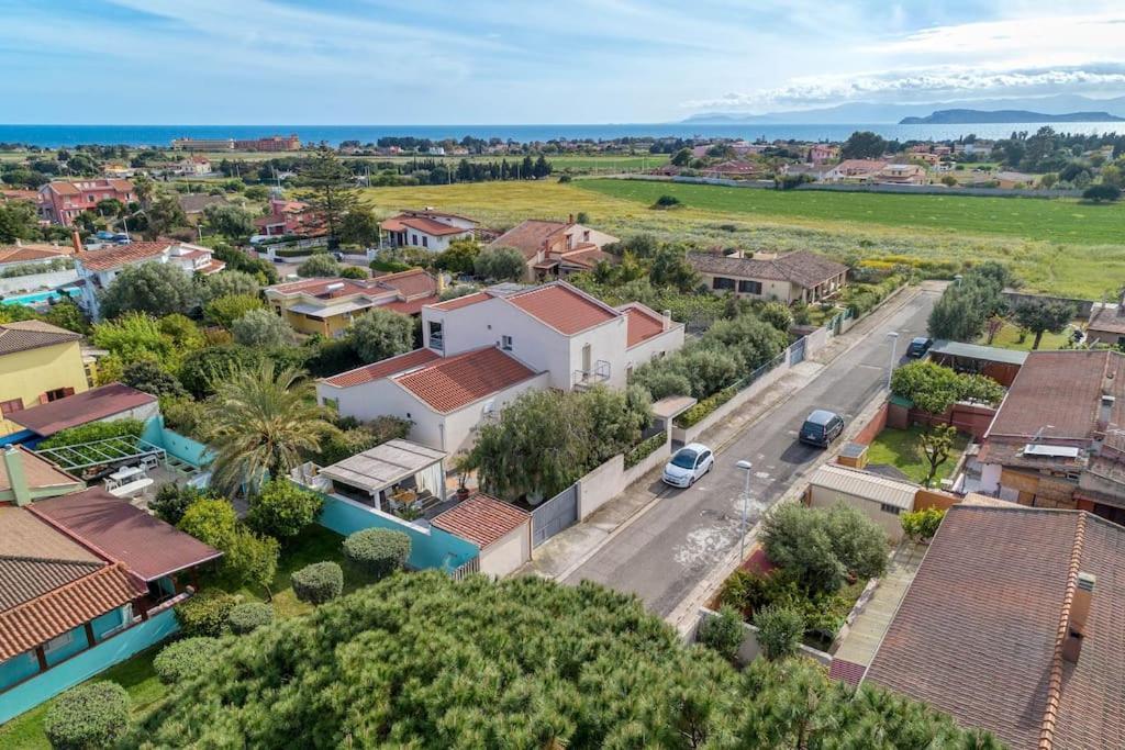 La Casa Degli Ulivi Appartamento In Villa Con Patio Куарту-Сант'Елена Екстер'єр фото
